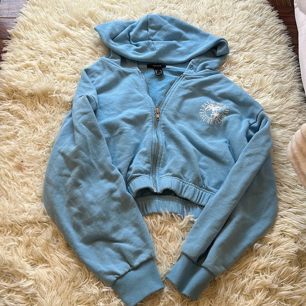 forever 21 blue cropped sweatshirt